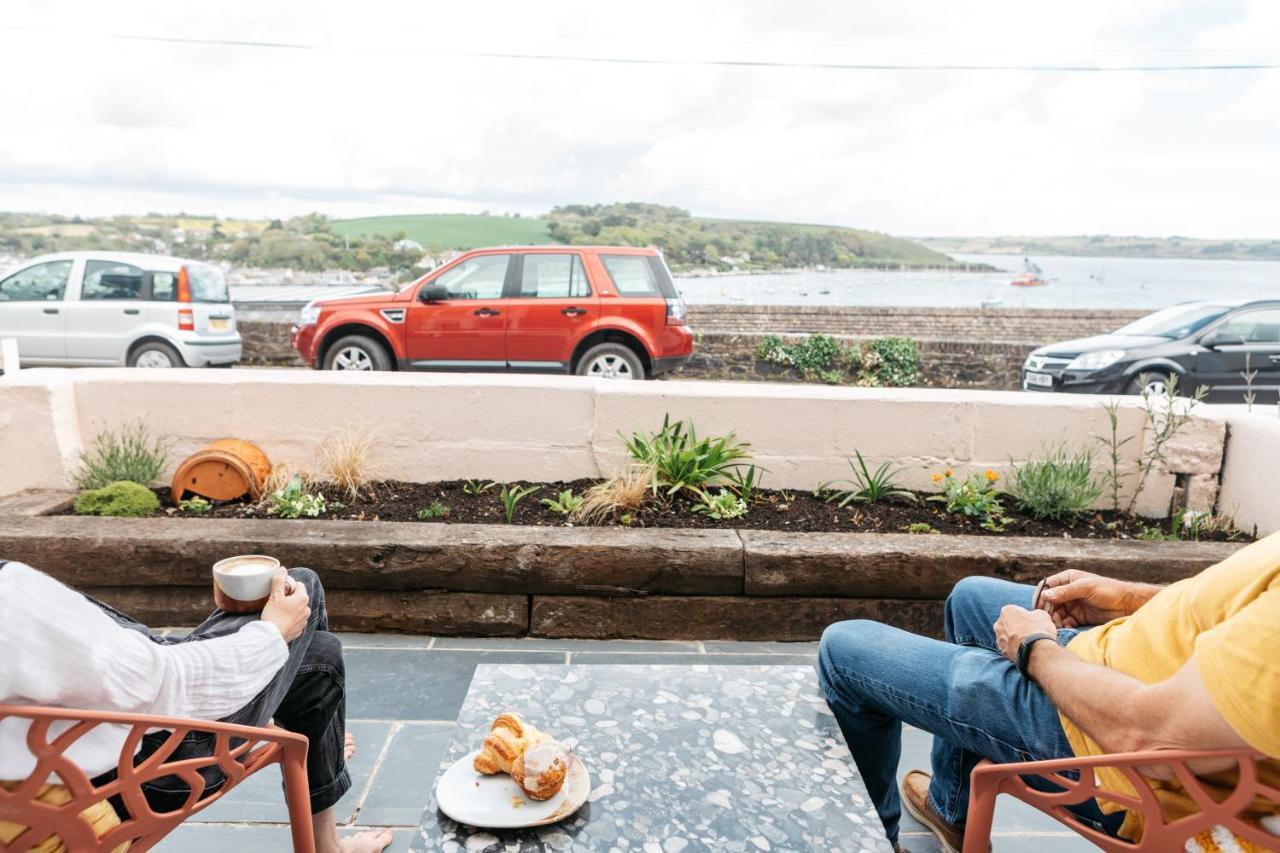 Stunning Views Over The Beautiful Falmouth Harbour Екстер'єр фото